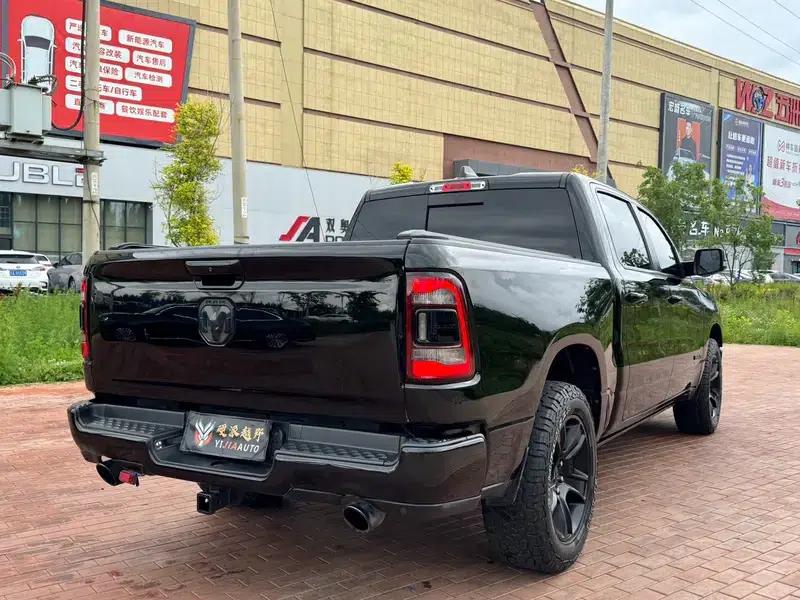 RAM Trucks 2022 5.7L Automatic 4WD 5-Seater Parallel Import — миниатюра 6