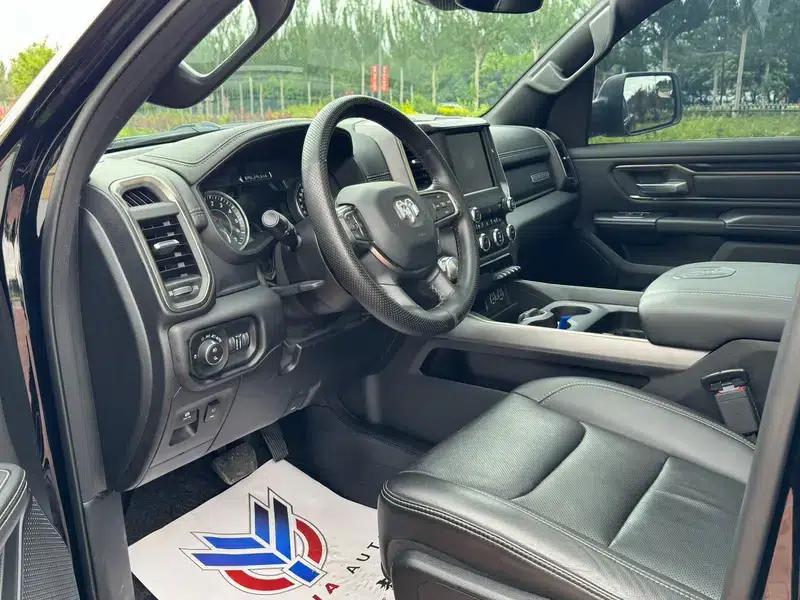 RAM Trucks 2022 5.7L Automatic 4WD 5-Seater Parallel Import — миниатюра 8