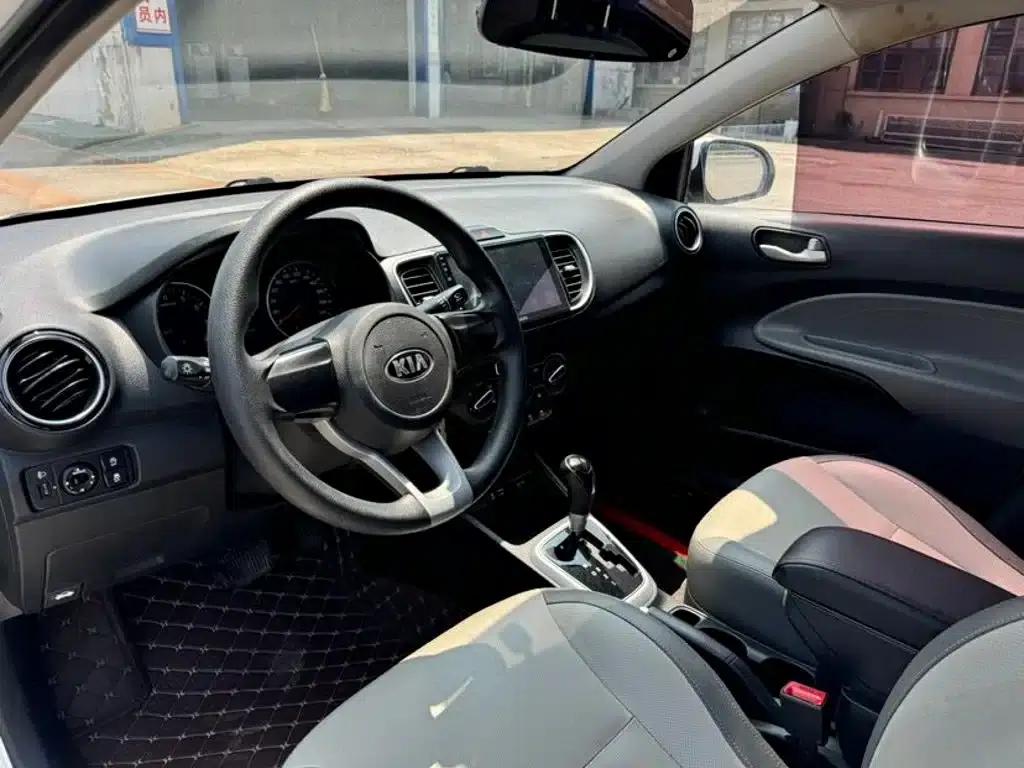 Kia K2 2017 1.4L Automatic Smart Edition Value — миниатюра 7