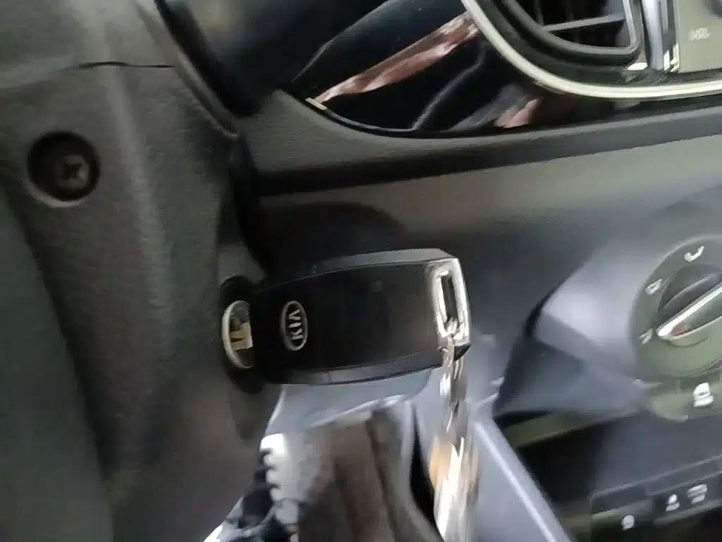 Kia K2 2019 1.4L Automatic Smart Edition Value (China VI Emission Standard) — миниатюра 9