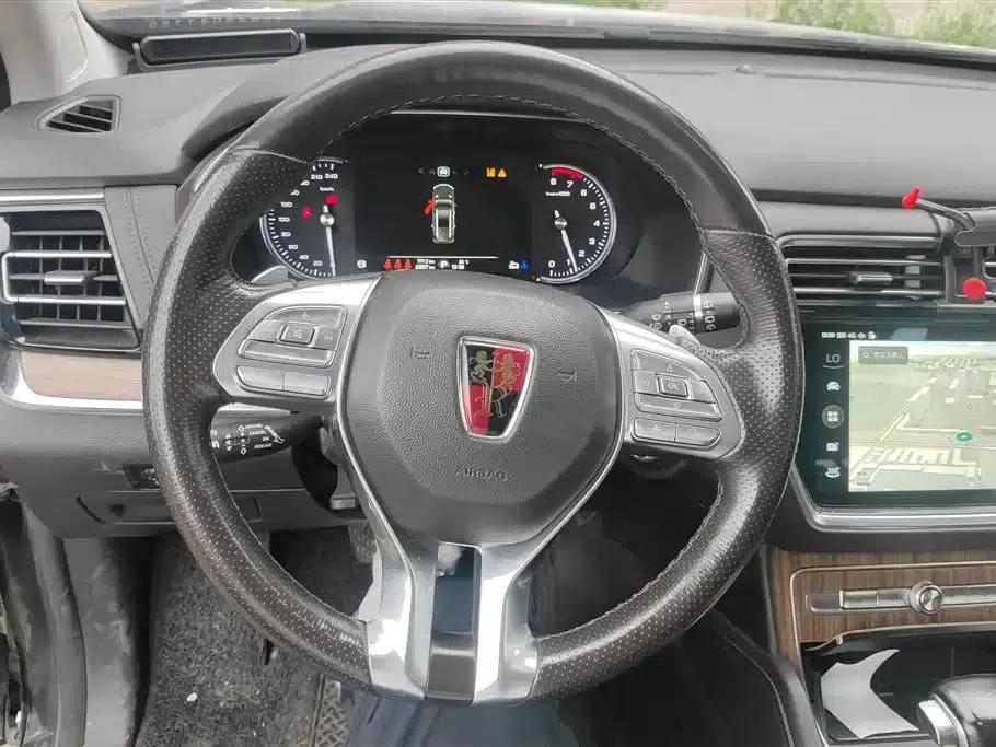 Roewe RX8 2018 30T Intelligent Internet Four-Wheel Drive Supreme Edition — миниатюра 15