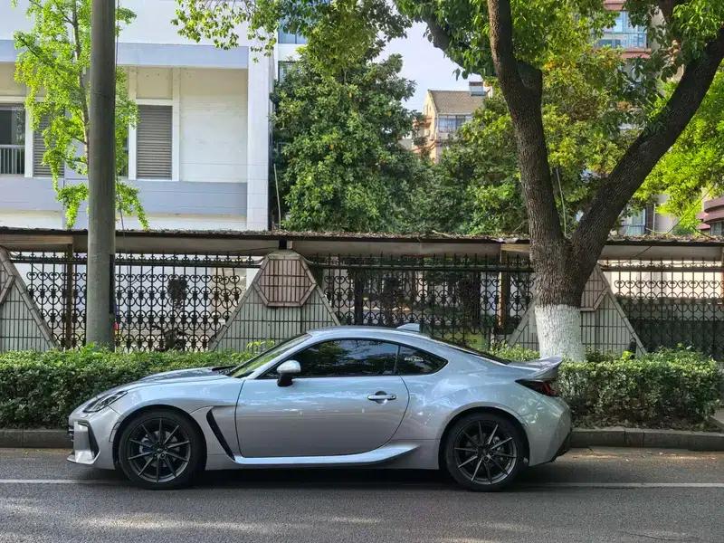 2022 Subaru BRZ 2.4L Manual — миниатюра 3
