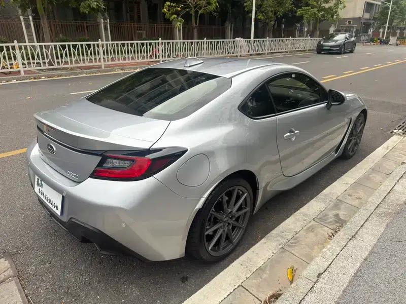 2022 Subaru BRZ 2.4L Manual — миниатюра 6