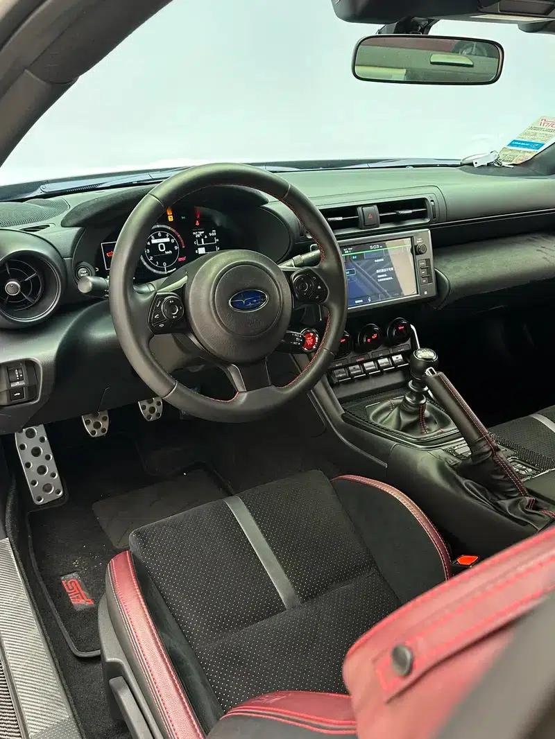 2024 Subaru BRZ 2.4L Manual STI Sport — миниатюра 8