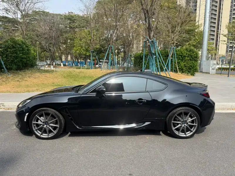 2022 Subaru BRZ 2.4L Manual — миниатюра 4
