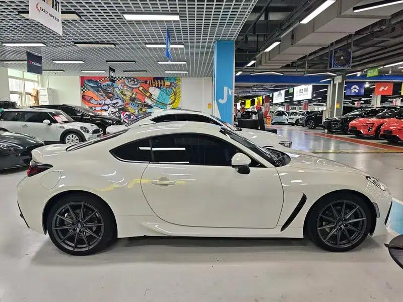 2022 Subaru BRZ 2.4L Manual — миниатюра 7