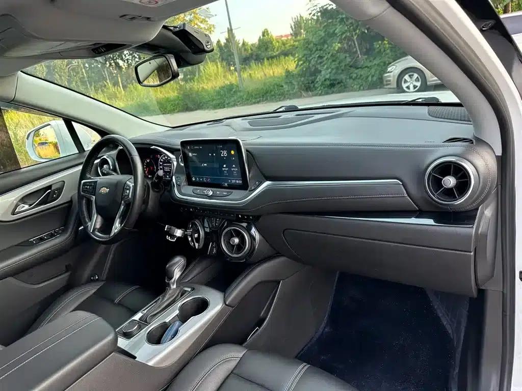 2022 Chevrolet Blazer Mild Hybrid 650T 7-Seater (Wei Edition) — миниатюра 17