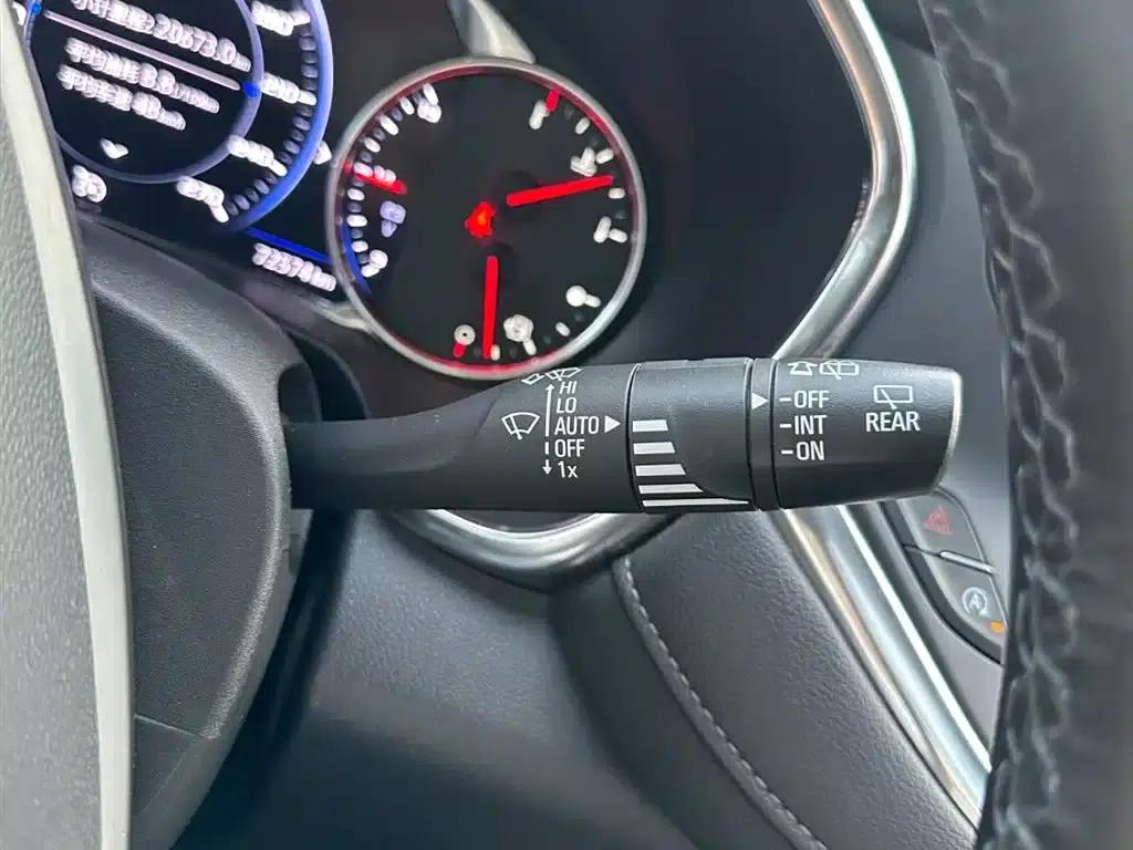 2022 Chevrolet Blazer Mild Hybrid 650T 7-Seater (Wei Edition) — миниатюра 25