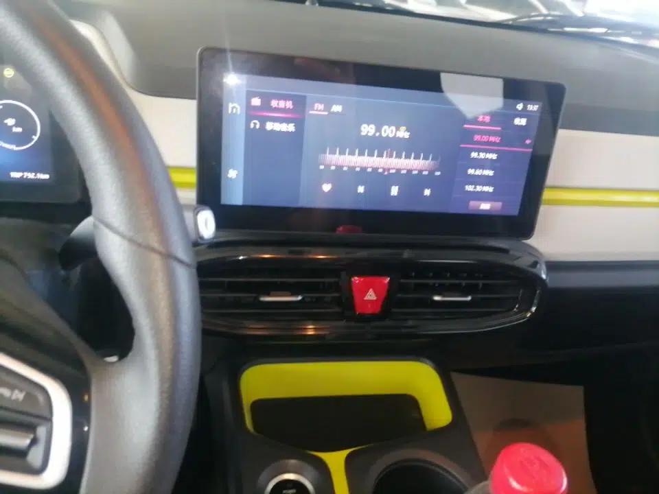 SOL E10X 2021 302 km Range Fashion Edition 31.4 kWh — миниатюра 15