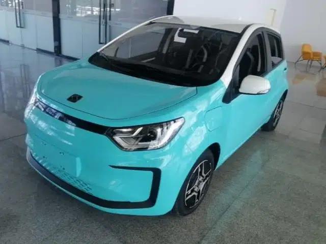 SOL E10X 2021 302 km Range Fashion Edition 31.4 kWh