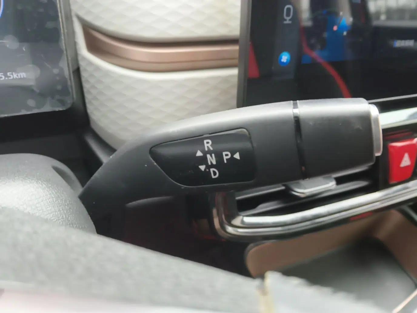 SOL E10X 2021 302 km Range Luxury Version 30.2 kWh — миниатюра 16