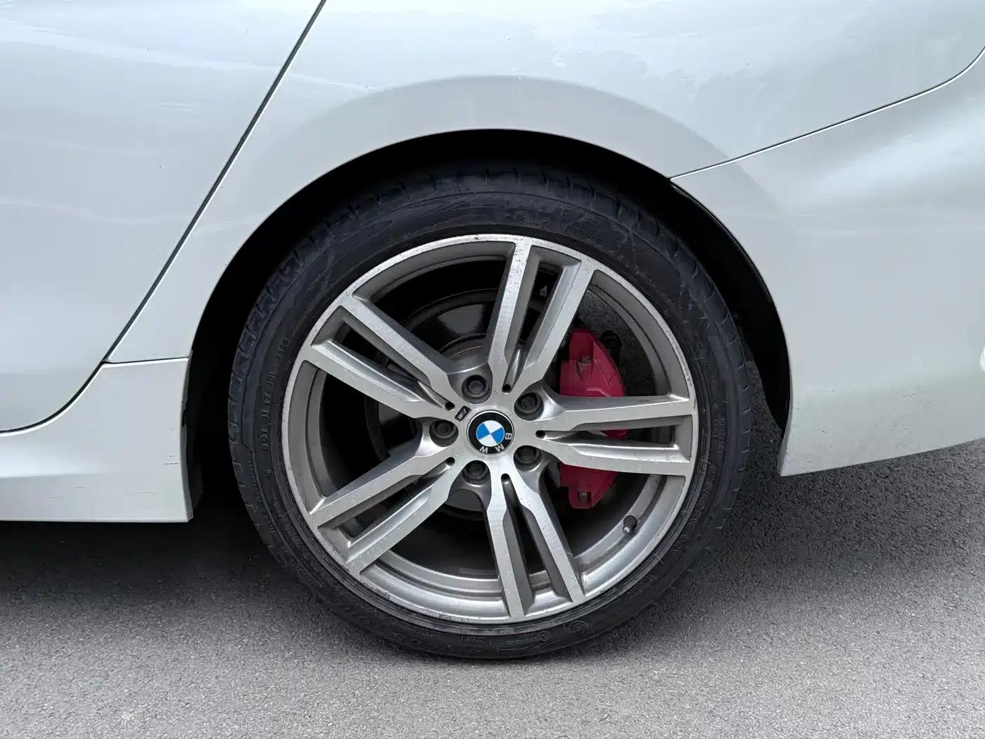 2019 BMW 1 Series 120i Leading M Sport Package — миниатюра 8
