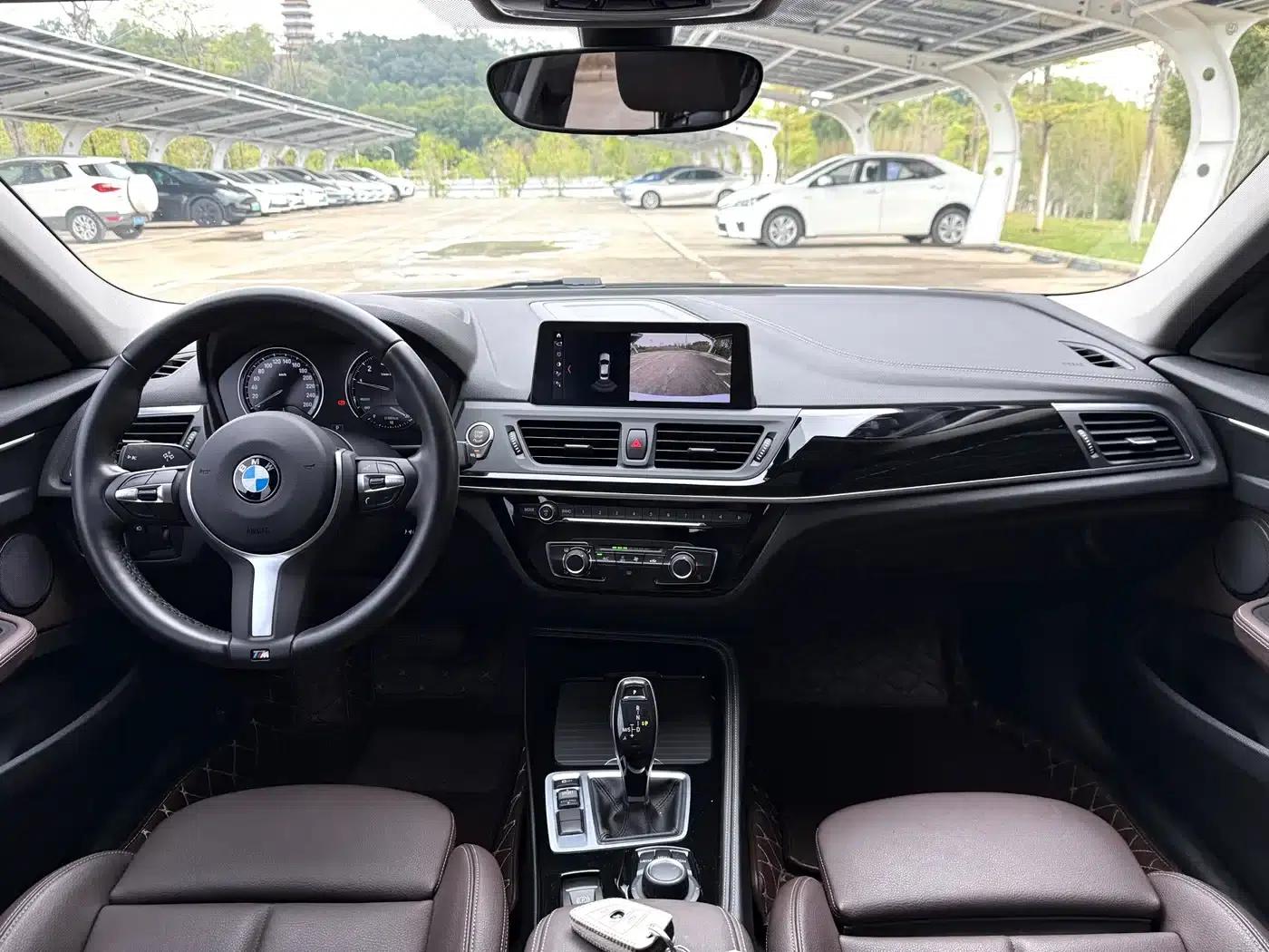 2020 BMW 1 Series 120i M Sport Package — миниатюра 11