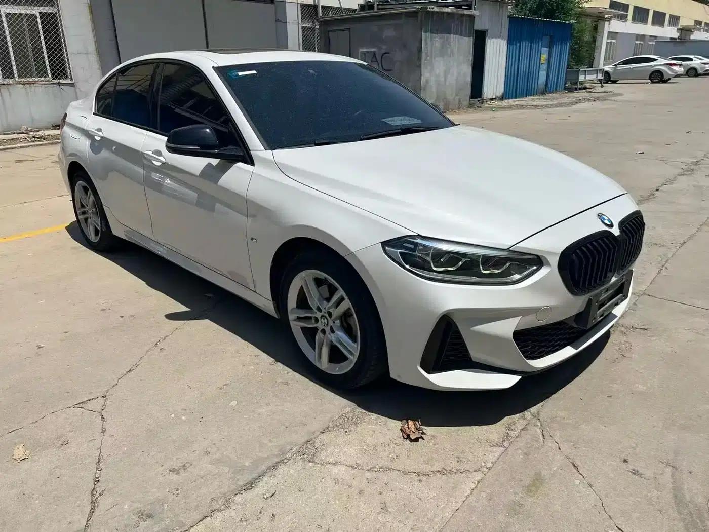 BMW 1 Series 2023 120i M Sport Shadow Edition — миниатюра 2