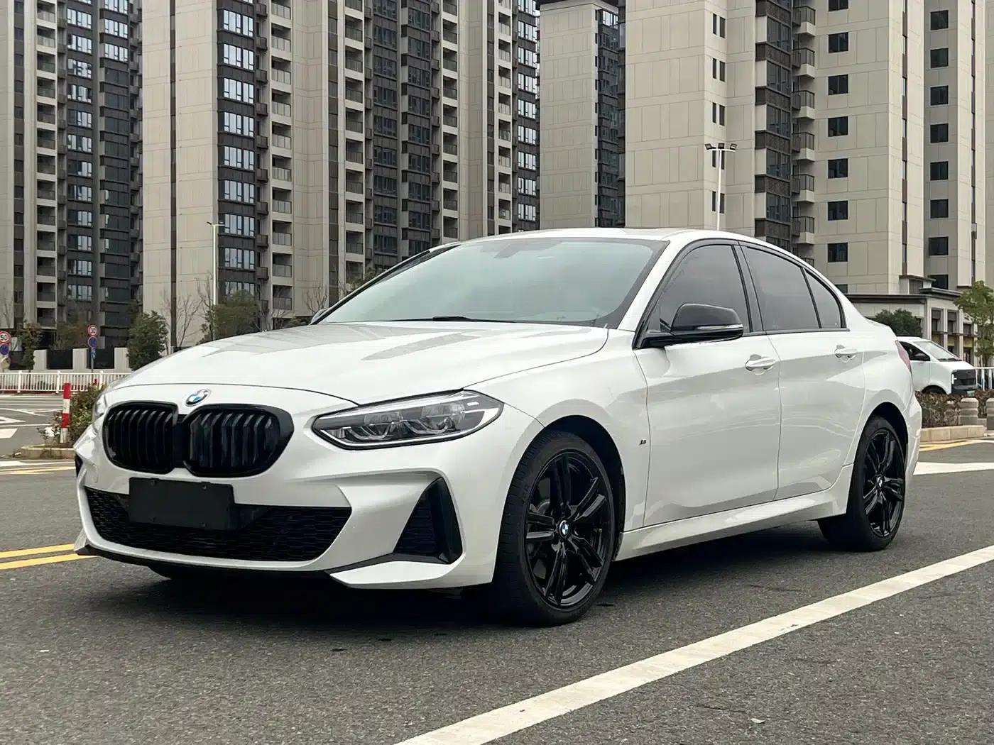 BMW 1 Series 2023 125i M Sport Shadow Edition — миниатюра 1