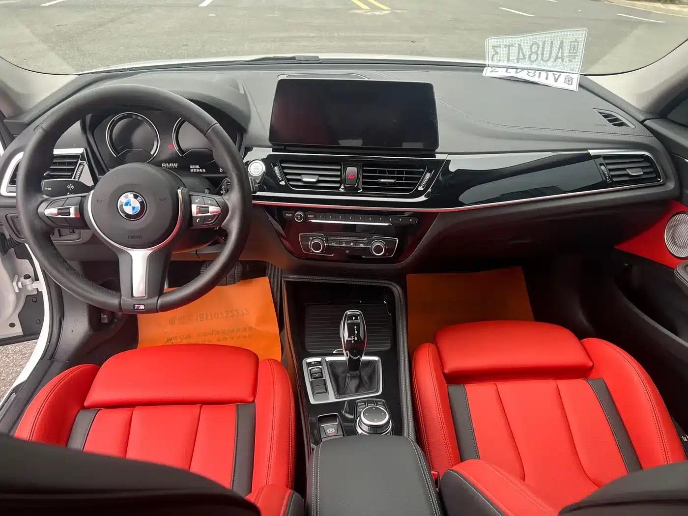BMW 1 Series 2023 125i M Sport Shadow Edition — миниатюра 5