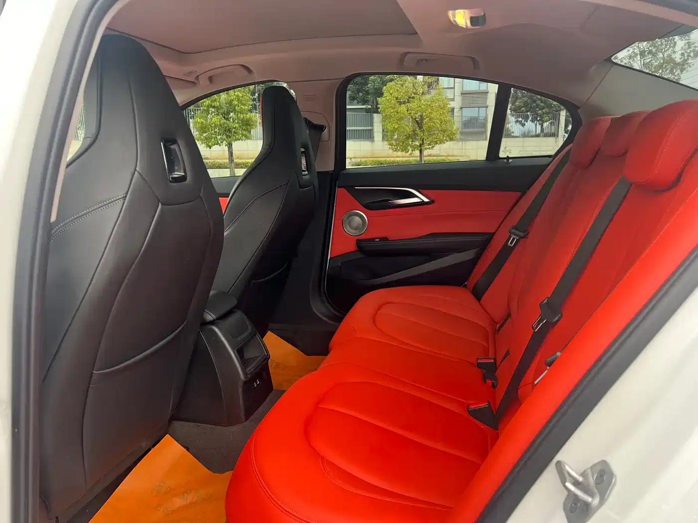 BMW 1 Series 2023 125i M Sport Shadow Edition — миниатюра 6