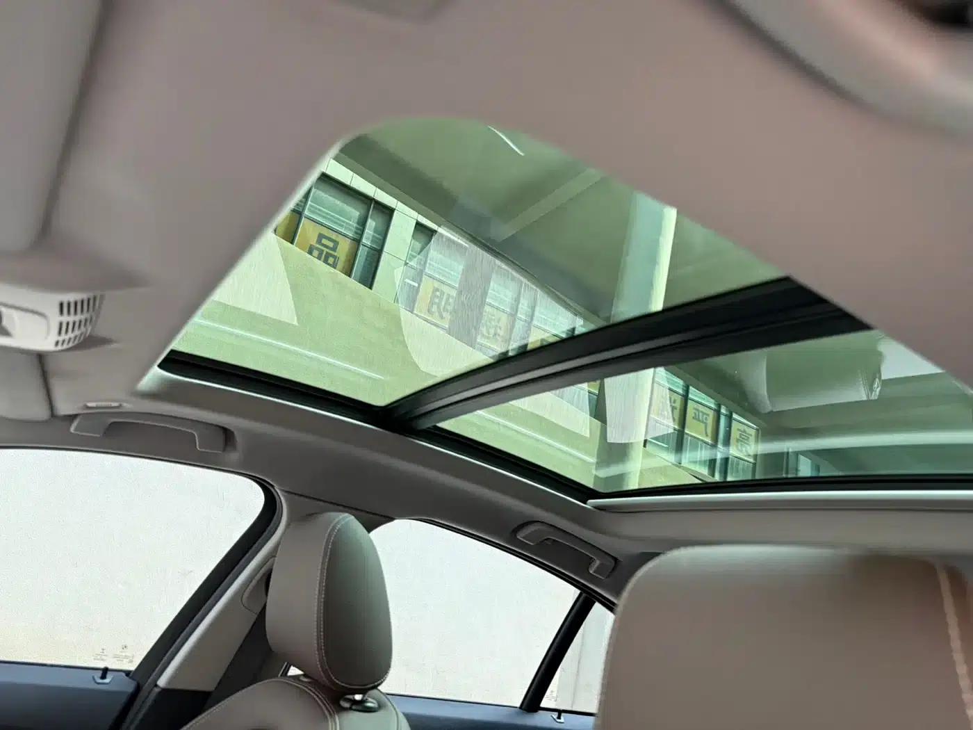 BMW 1 Series 2023 120i M Sport Shadow Edition — миниатюра 18