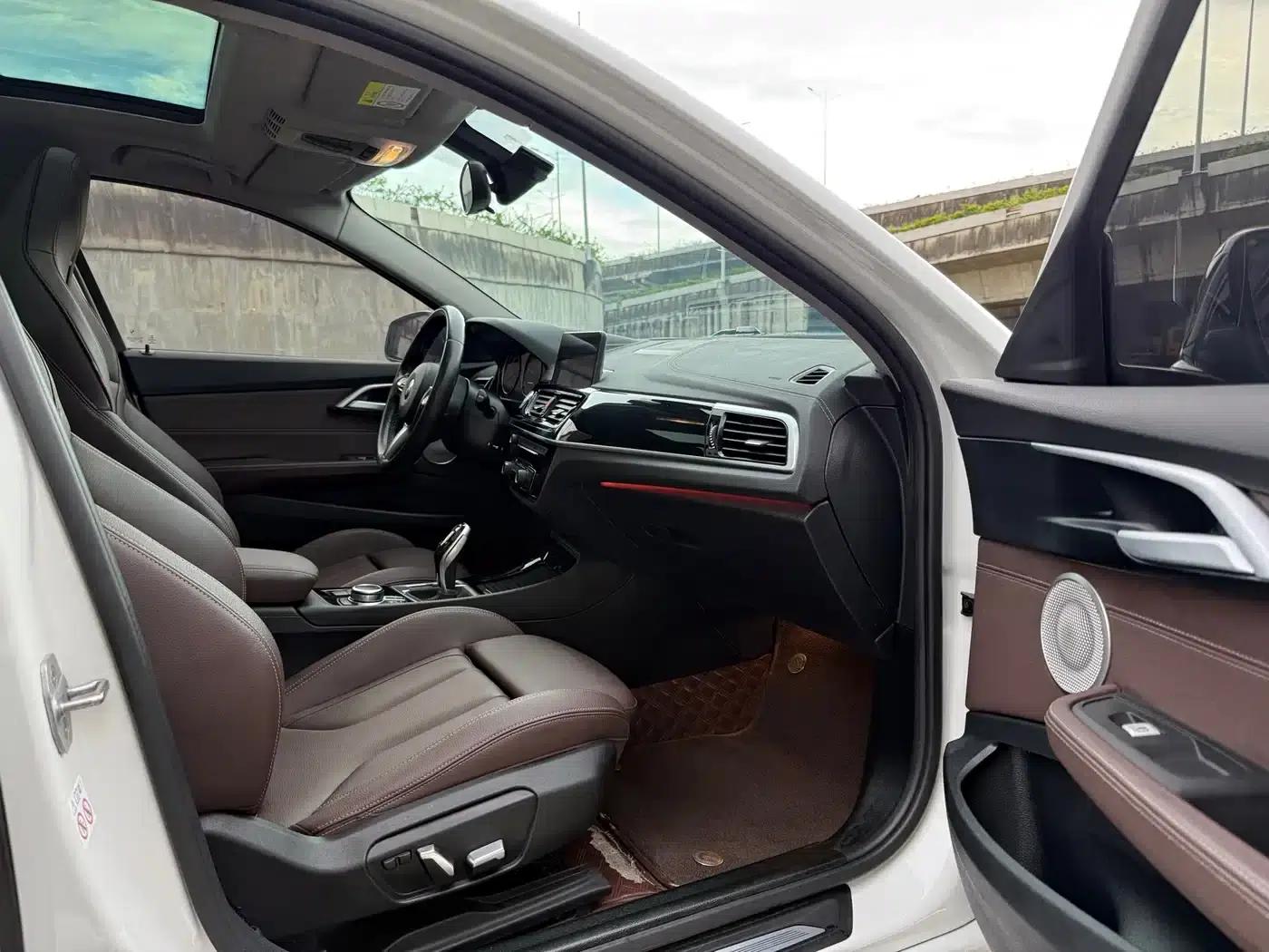 BMW 1 Series 2021 125i M Sport Shadow Edition — миниатюра 15