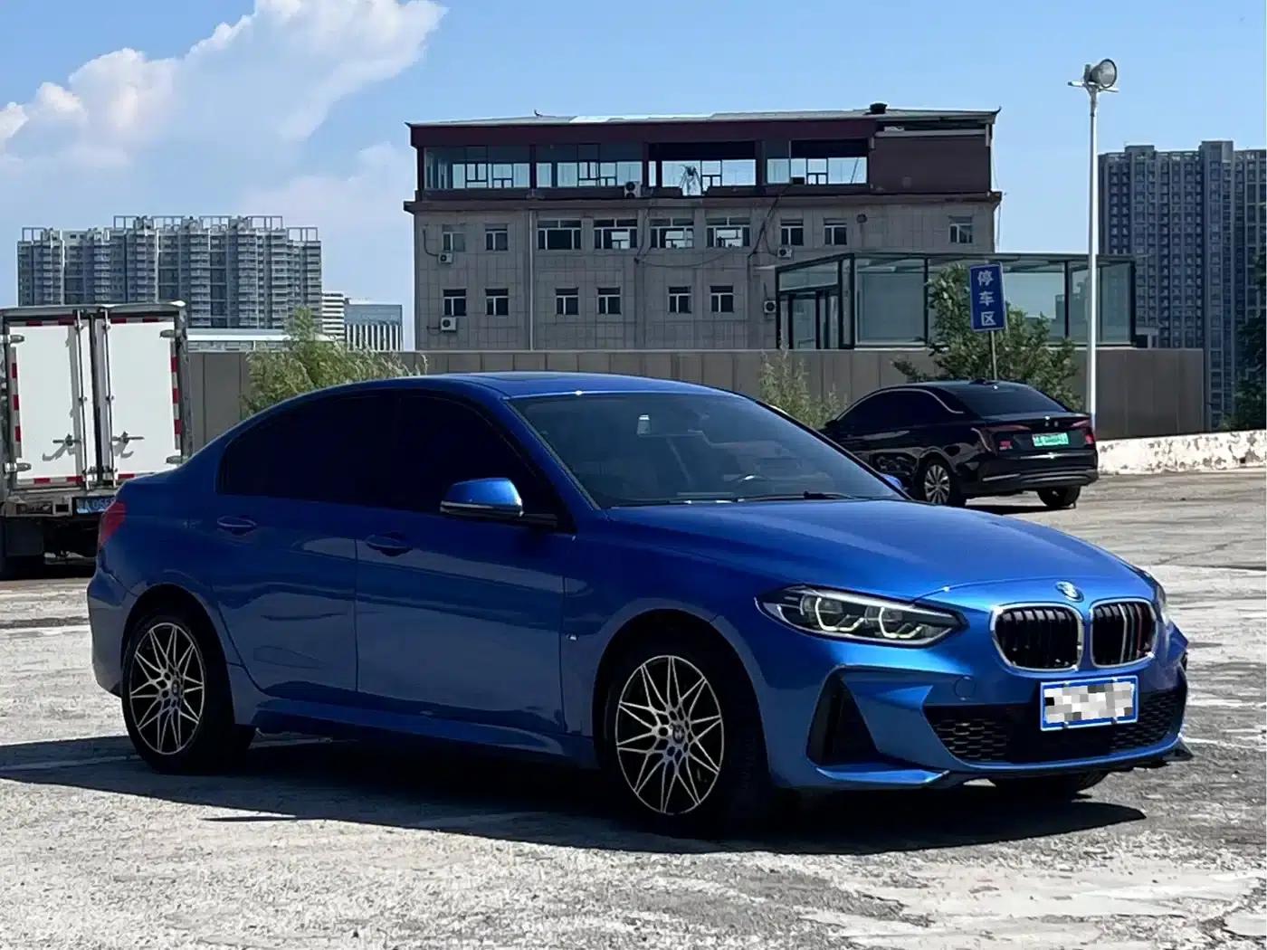 2019 BMW 1 Series 118i M Sport Package — миниатюра 3