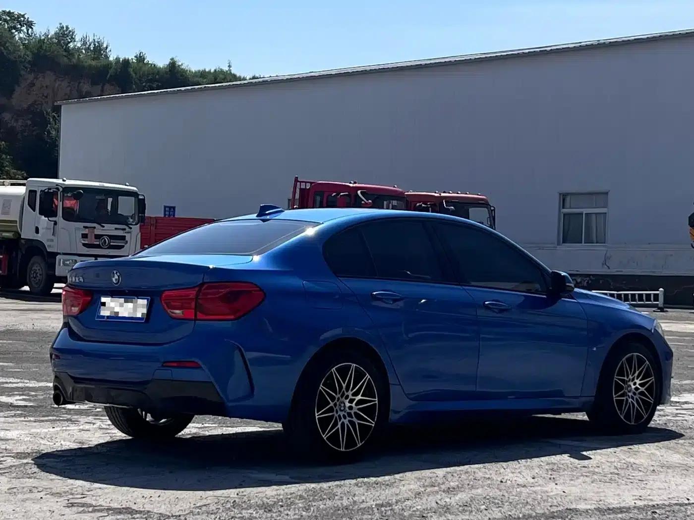 2019 BMW 1 Series 118i M Sport Package — миниатюра 5