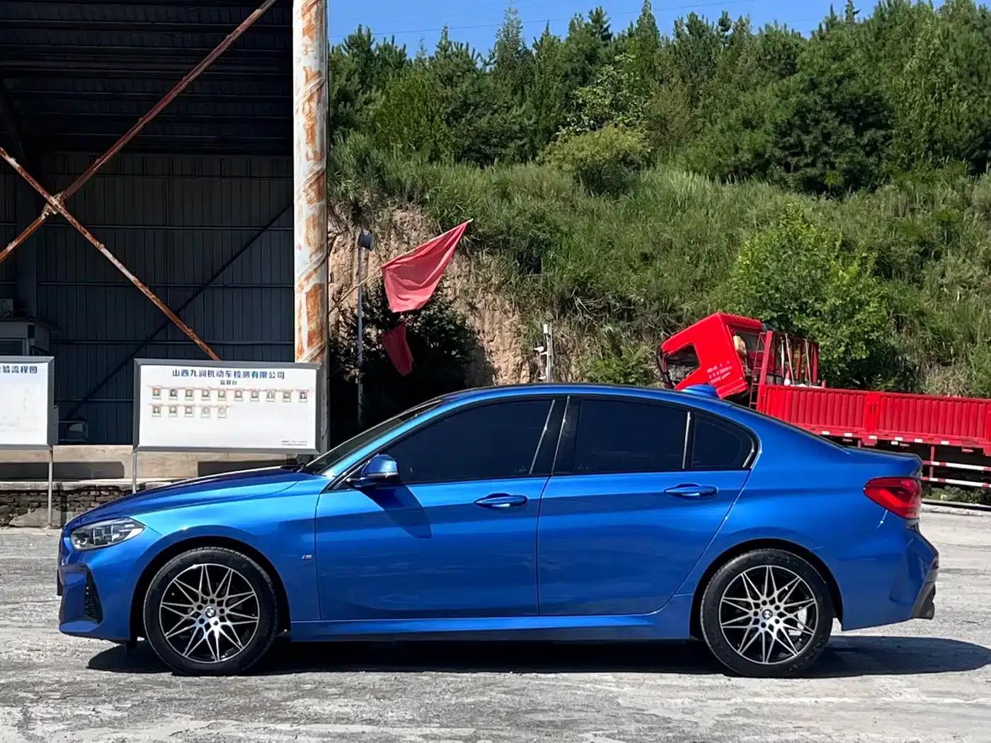 2019 BMW 1 Series 118i M Sport Package — миниатюра 7