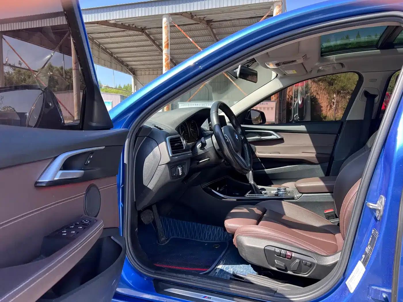 2019 BMW 1 Series 118i M Sport Package — миниатюра 9