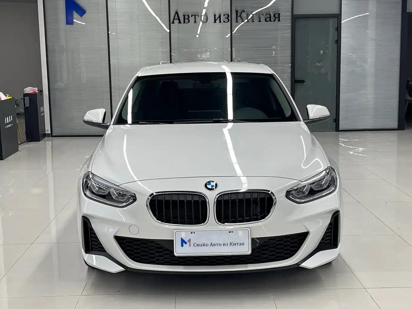2023 BMW 1 Series 120i M Sport — миниатюра 1