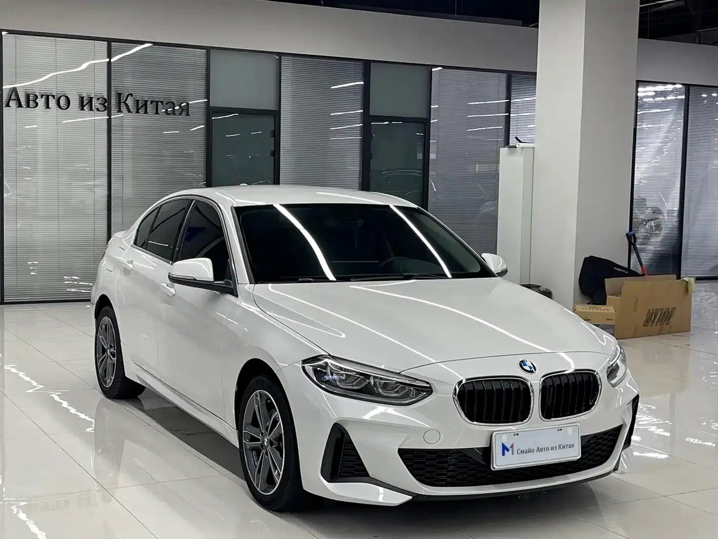 2023 BMW 1 Series 120i M Sport — миниатюра 2