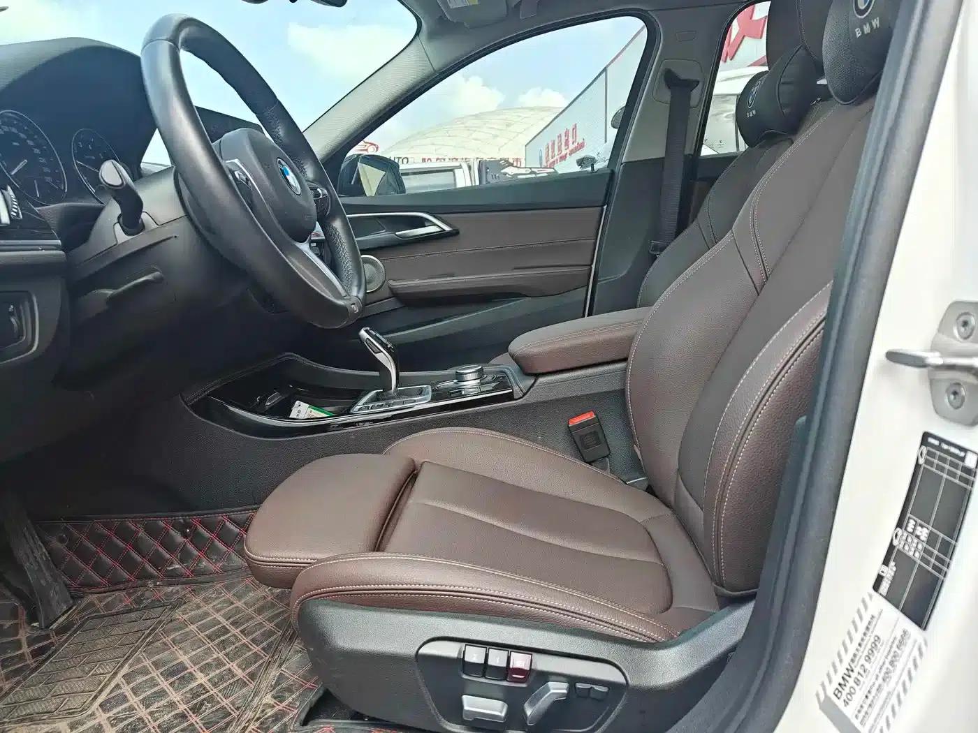 2021 BMW 1 Series 120i M Sport Shadow Edition — миниатюра 7
