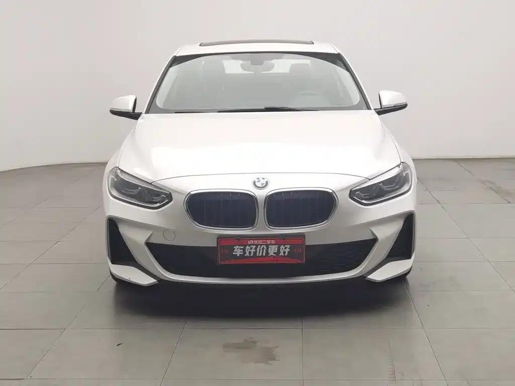 2019 BMW 1 Series 120i Leading M Sport Package — миниатюра 3