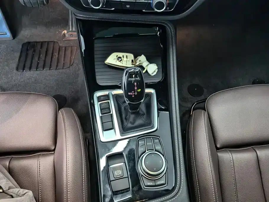 2022 BMW 1 Series 125i M Sport Shadow Edition — миниатюра 16