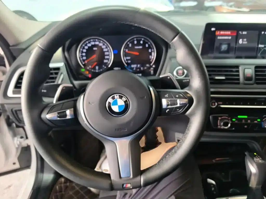 2019 BMW 1 Series 120i Leading M Sport Package — миниатюра 11
