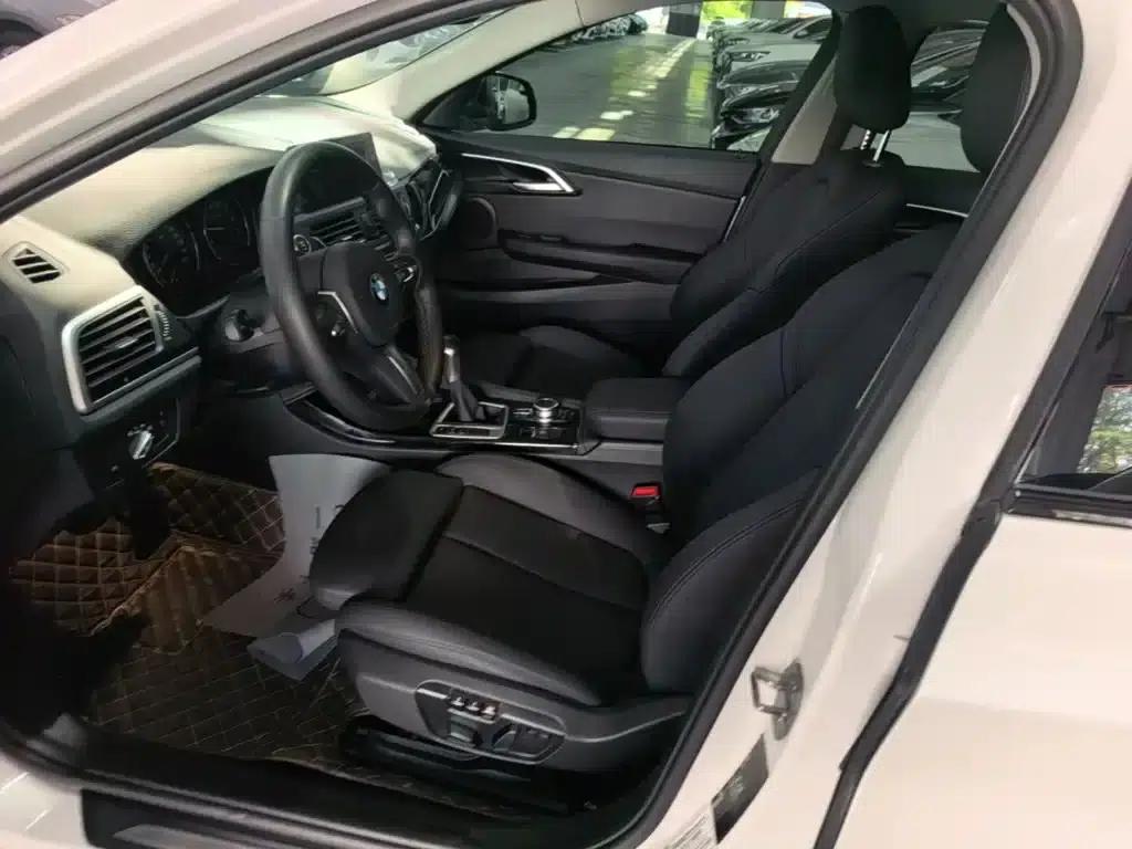 2019 BMW 1 Series 120i Leading M Sport Package — миниатюра 15