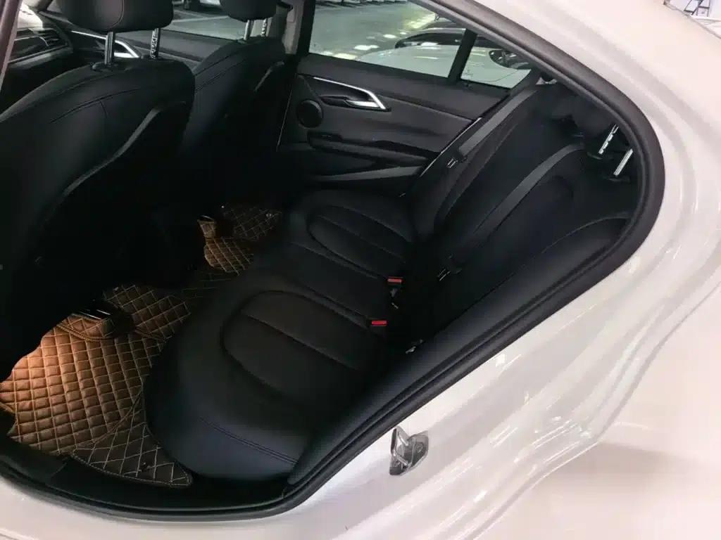 2019 BMW 1 Series 120i Leading M Sport Package — миниатюра 17