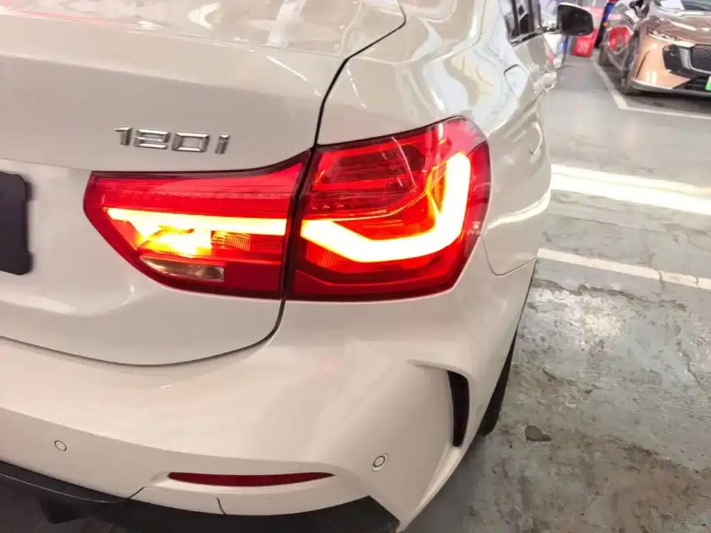 2019 BMW 1 Series 120i Leading M Sport Package — миниатюра 8