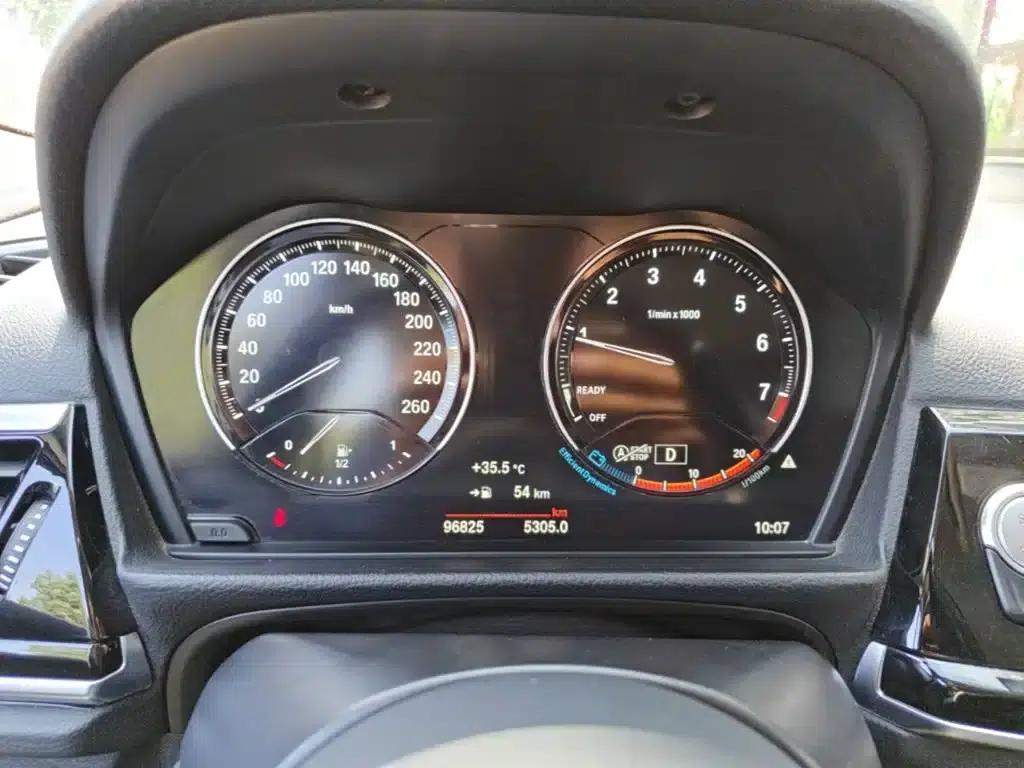2022 BMW 1 Series 120i M Sport Shadow Edition — миниатюра 12