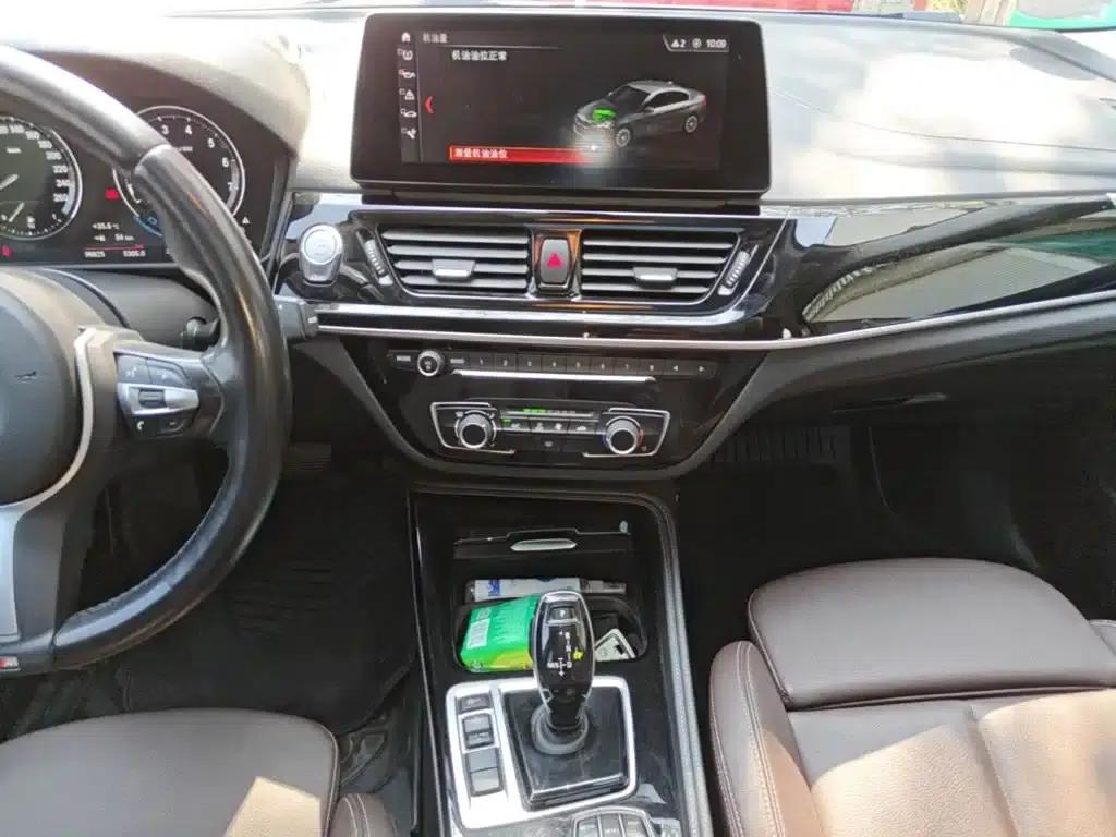 2022 BMW 1 Series 120i M Sport Shadow Edition — миниатюра 13