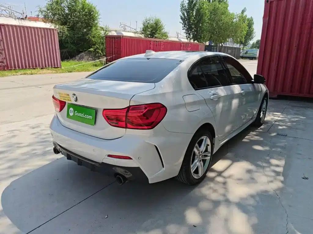 2022 BMW 1 Series 120i M Sport Shadow Edition — миниатюра 7