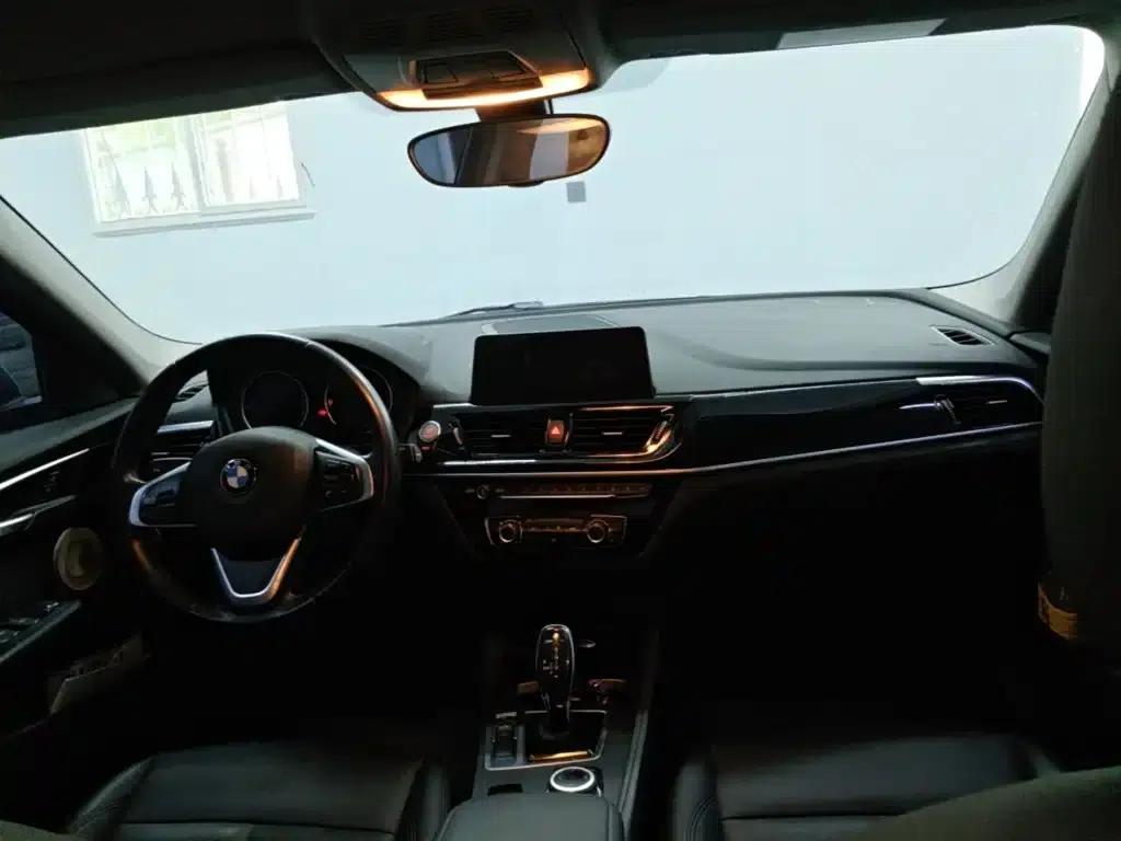 2021 BMW 1 Series 120i M Sport — миниатюра 10