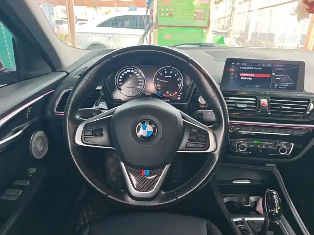 2021 BMW 1 Series 120i M Sport — миниатюра 11