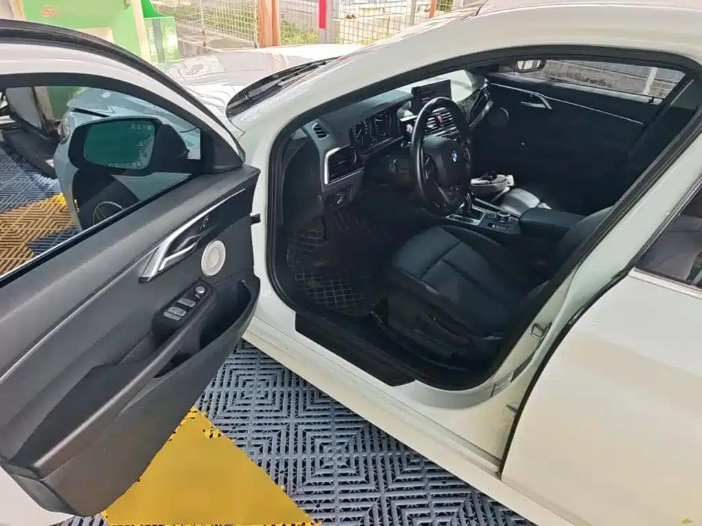 2021 BMW 1 Series 120i M Sport — миниатюра 16