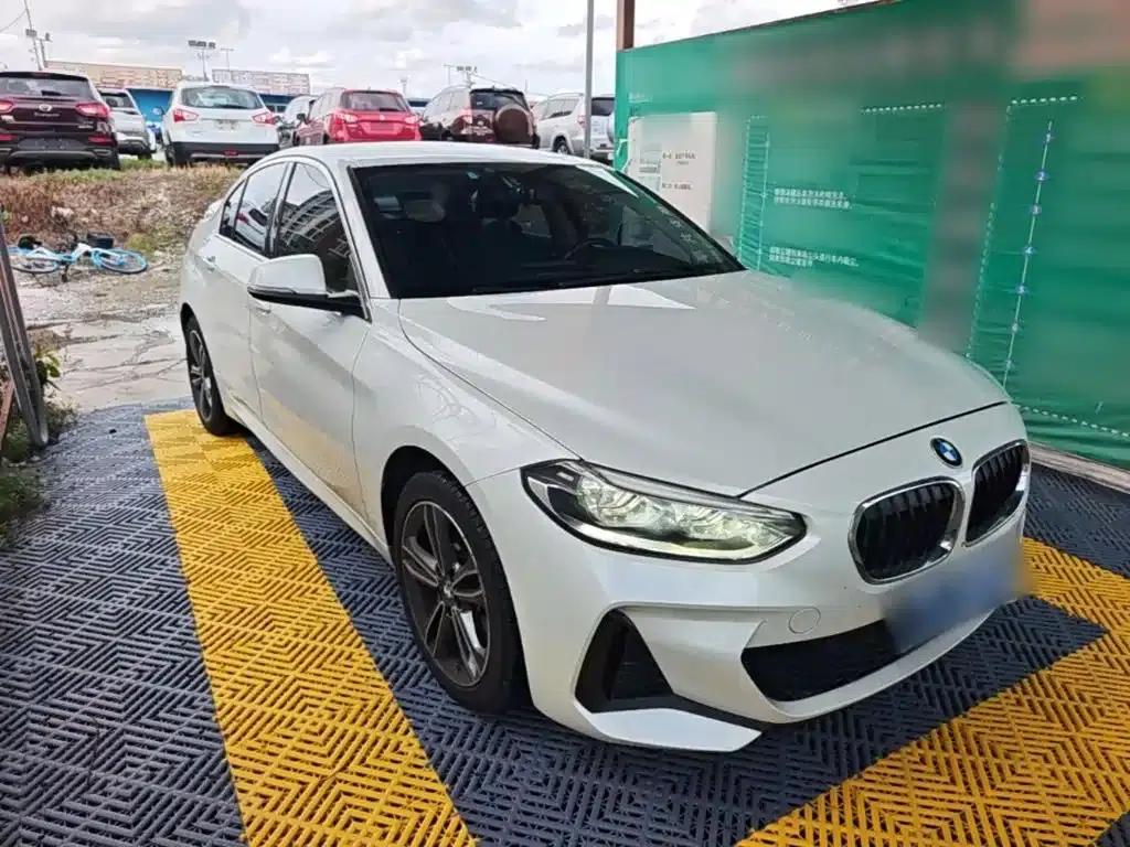 2021 BMW 1 Series 120i M Sport — миниатюра 4