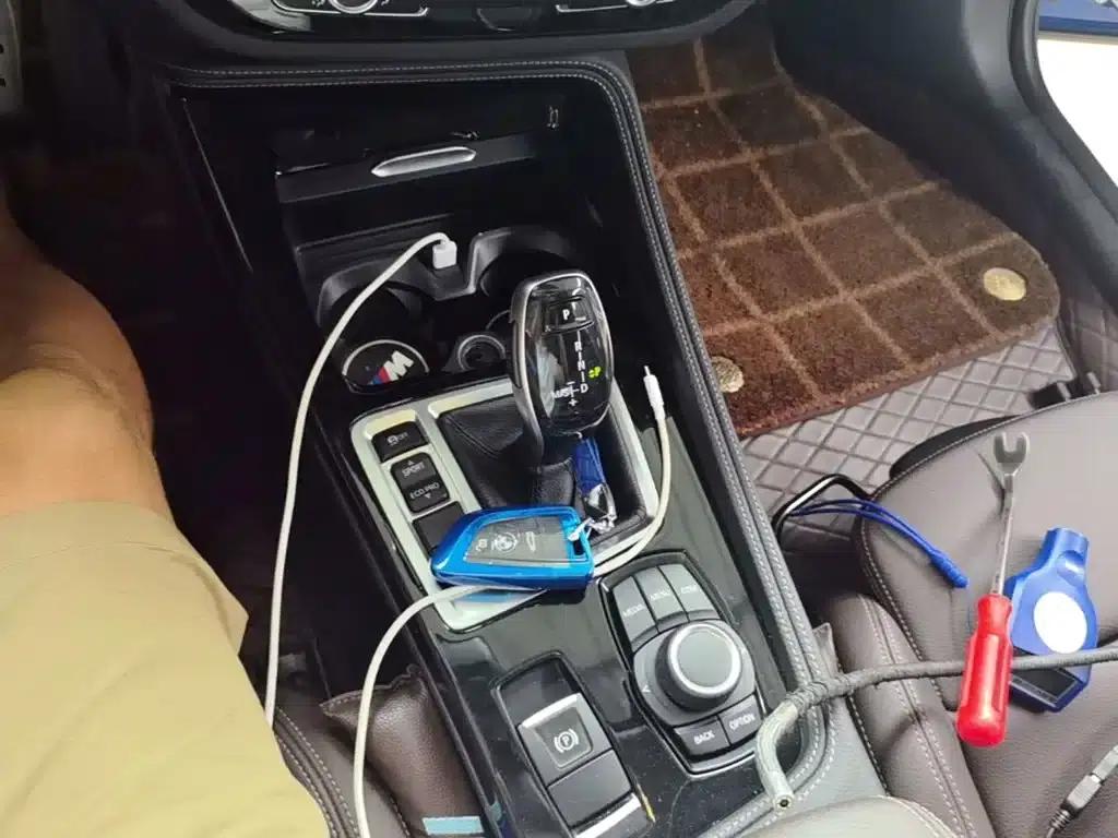 2020 BMW 1 Series 120i M Sport Package — миниатюра 14