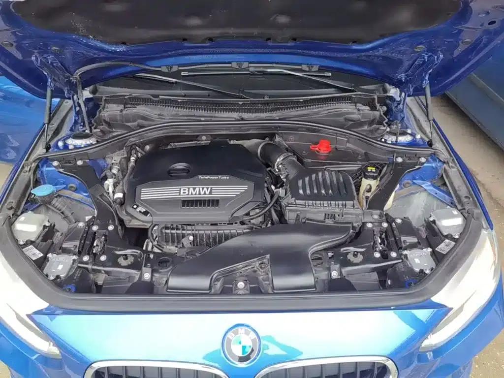 2020 BMW 1 Series 120i M Sport Package — миниатюра 20
