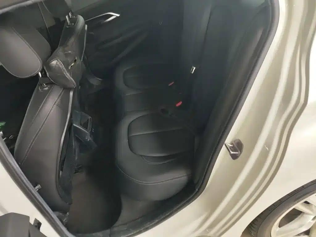 2020 BMW 1 Series 120i M Sport Package — миниатюра 17