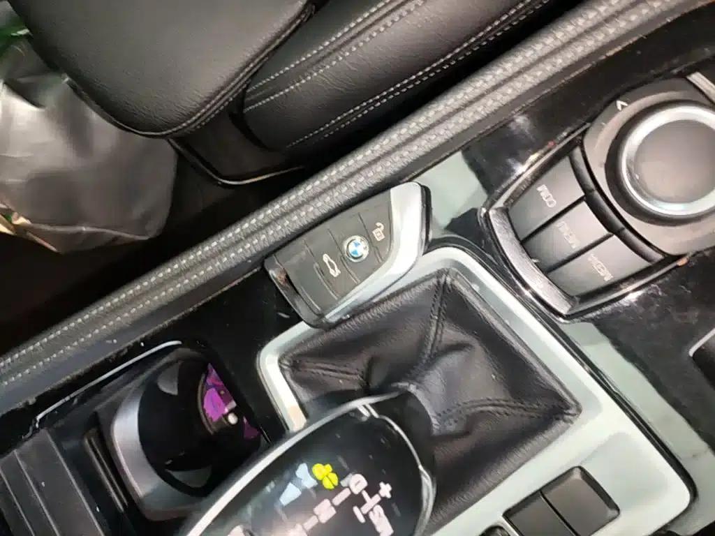 2020 BMW 1 Series 120i M Sport Package — миниатюра 9