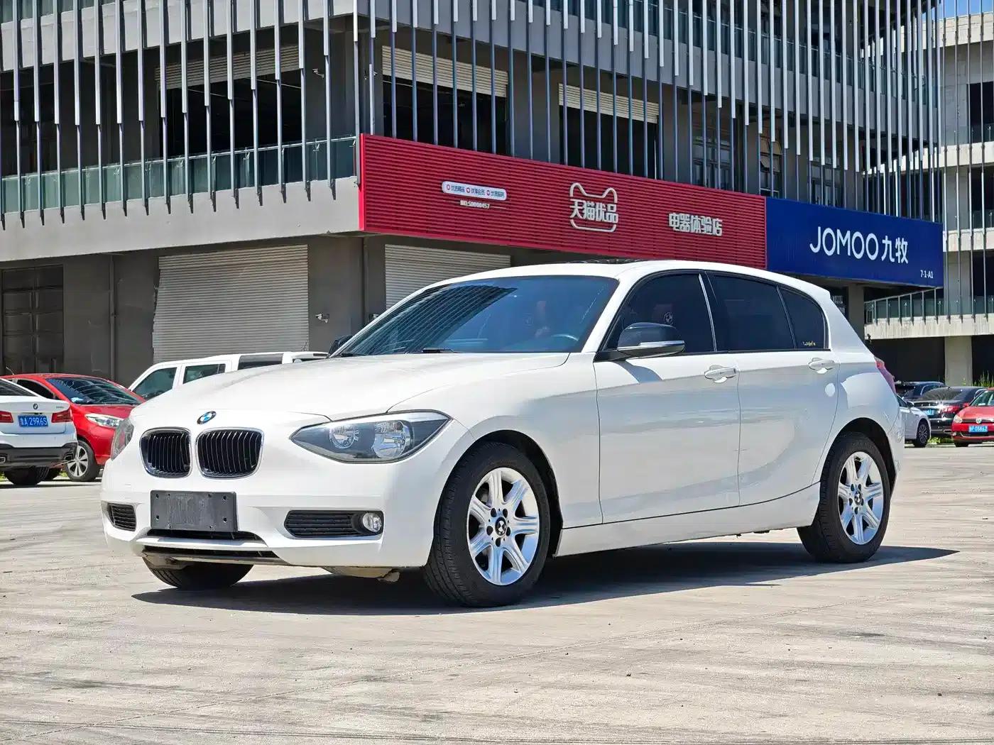 2013 BMW 1 Series (Imported) Facelift 116i Leading Edition — миниатюра 2