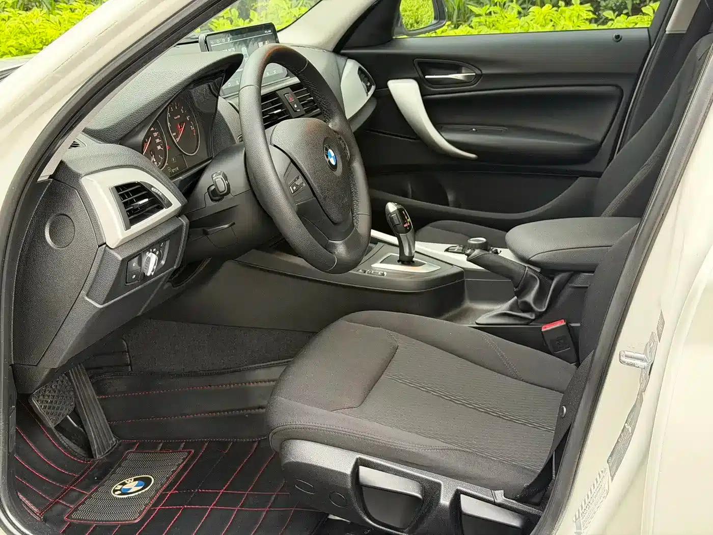 BMW 1 Series (Imported) 2013 Facelift 116i Leading Edition — миниатюра 5