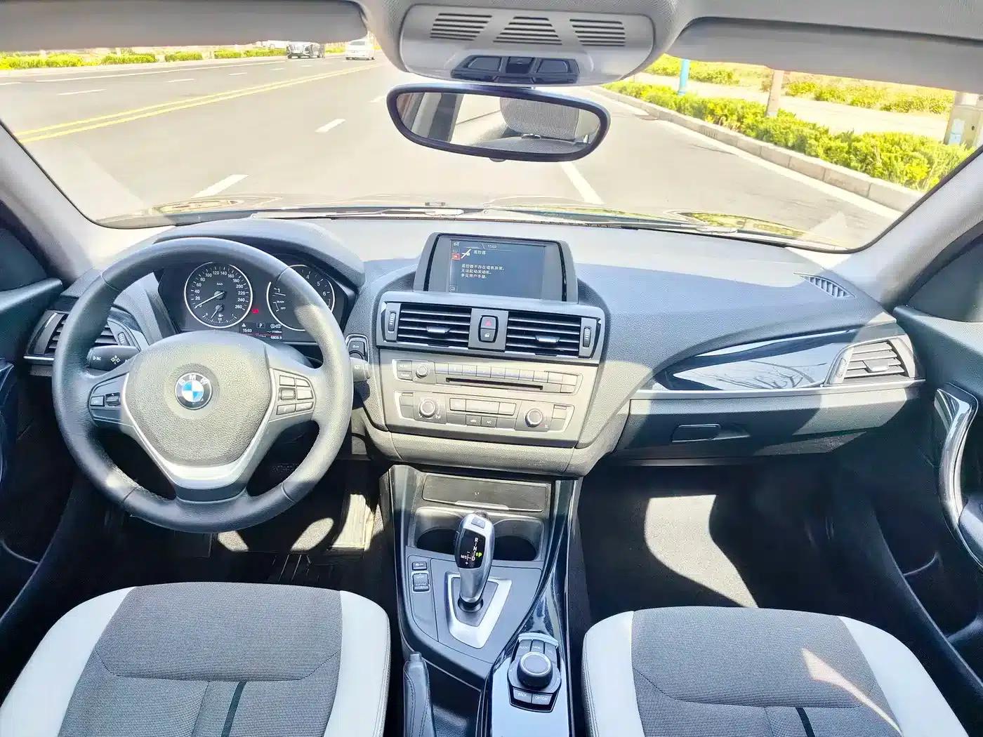 2013 BMW 1 Series (Imported) Facelift 116i Urban Edition — миниатюра 8